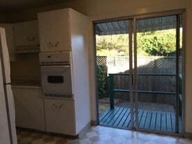 Building Photo - 5428 Van Fleet Avenue