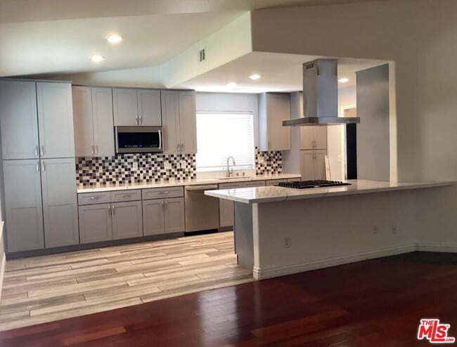 Building Photo - 2657 Sandstone Ct