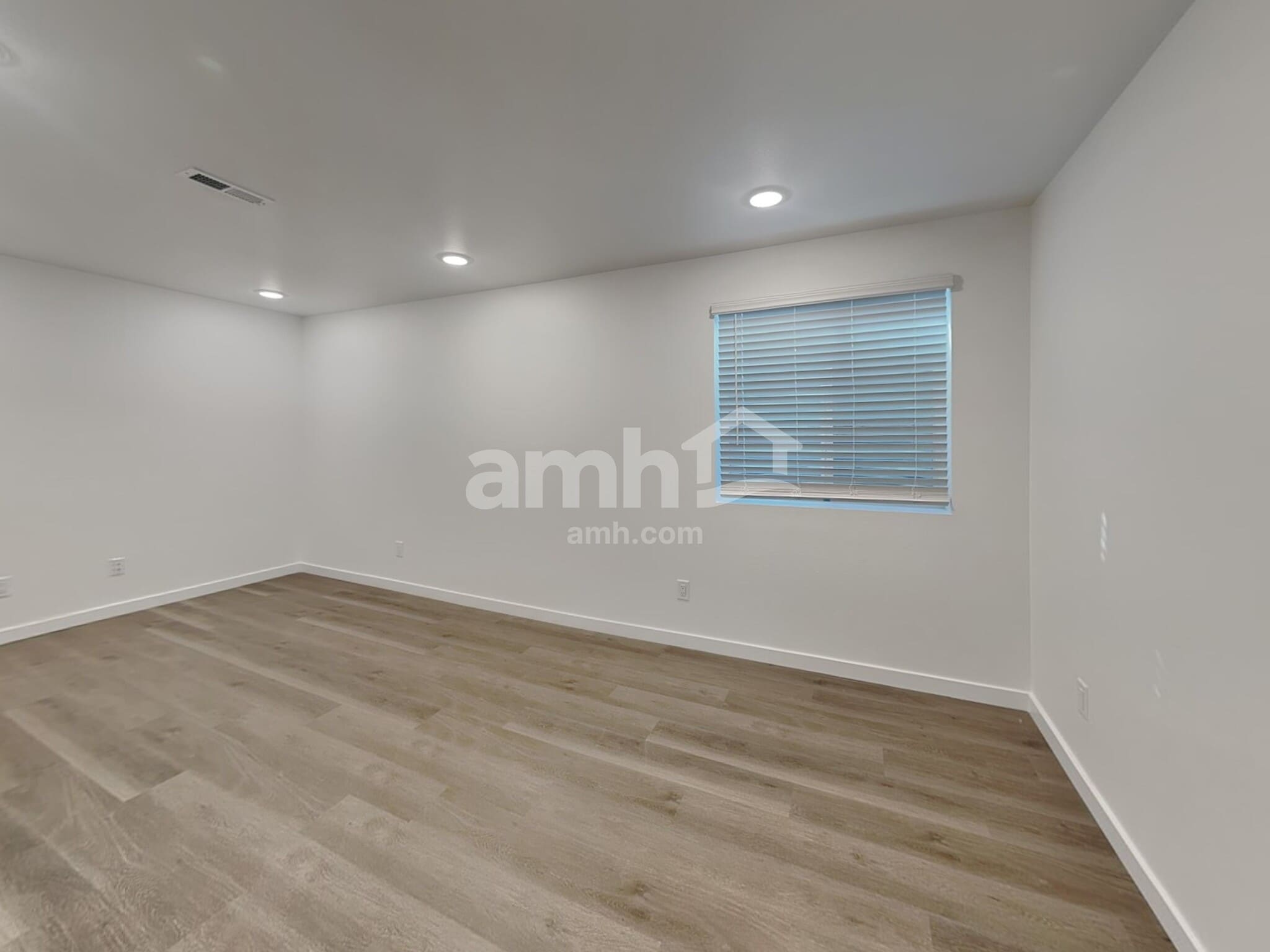 Building Photo - 354 N Addison Way