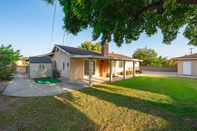Building Photo - Spacious 4BR 2BA Home in Prime Glendora