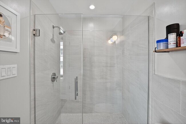 Building Photo - 1634 14th St NW