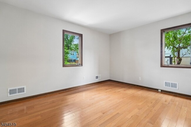 Building Photo - 491 Harrison St