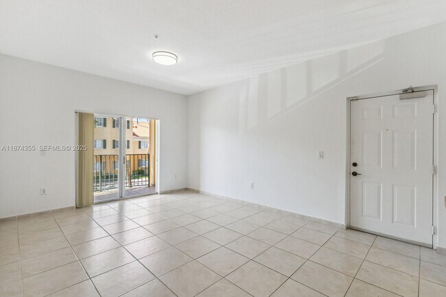 Building Photo - 7270 NW 114th Ave