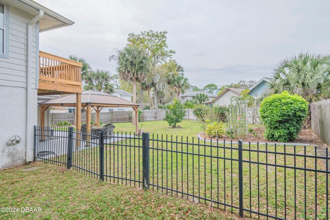 Building Photo - 6236 Clover Bend Dr