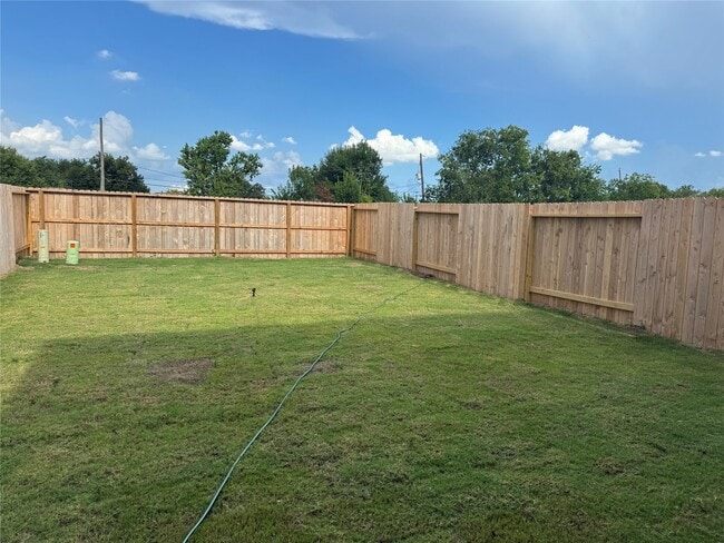 Building Photo - 10203 Spring Branch Trail