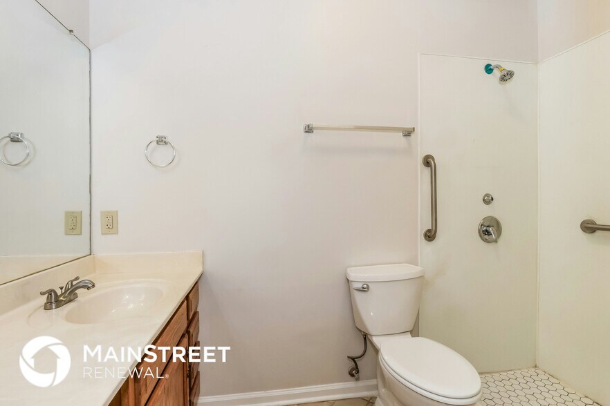 Building Photo - 4028 Long Creek Rd