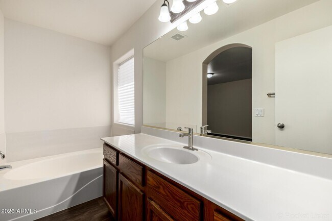 Building Photo - 12547 W Medlock Dr