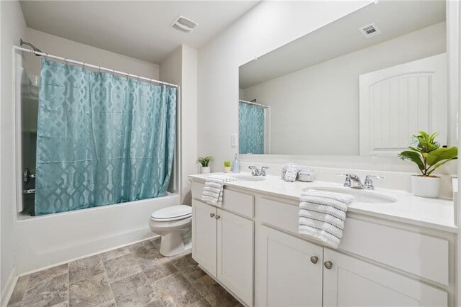 Building Photo - 100 Fernbrook Trl