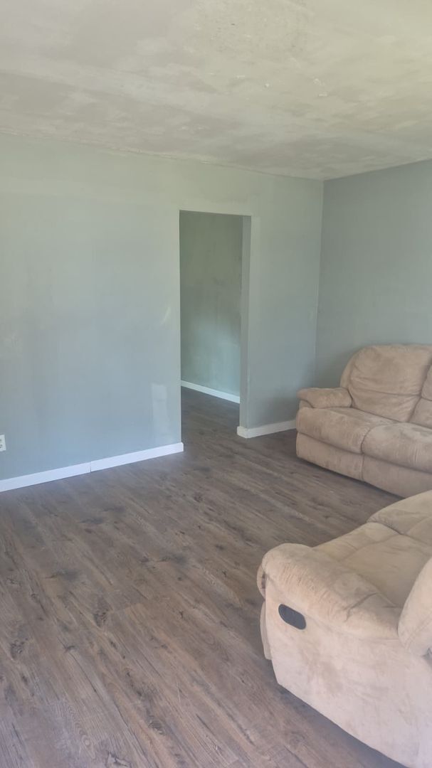 Building Photo - 314 W Thomas Ct