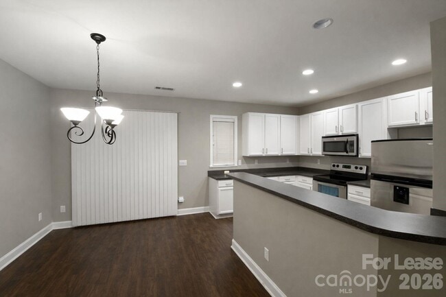 Building Photo - 116 Morning Mist Ln