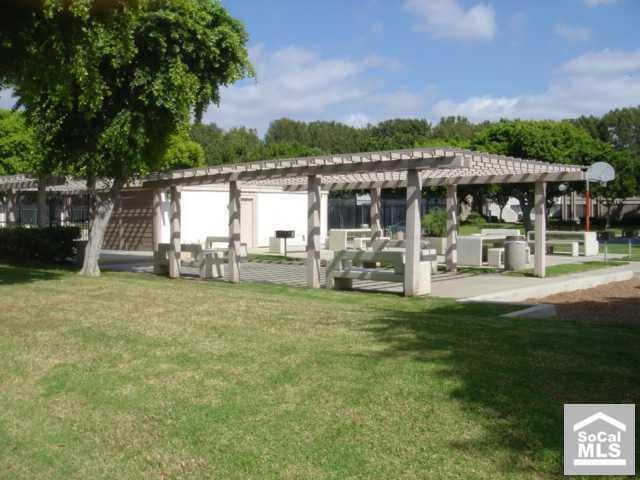 Building Photo - 177 Oval Rd