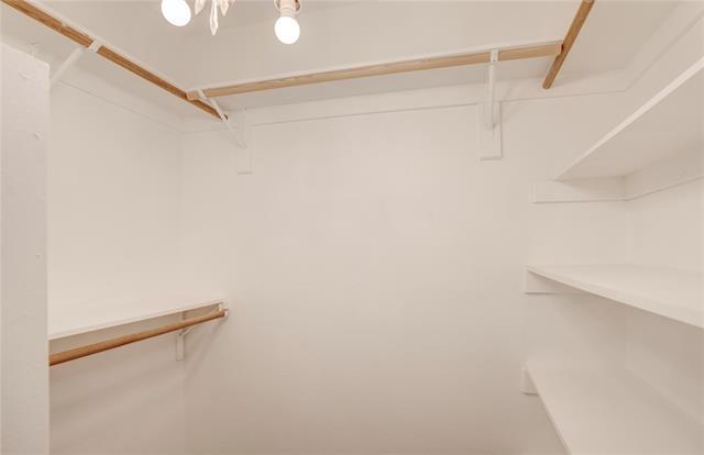 Building Photo - 1504 De Moss Ct