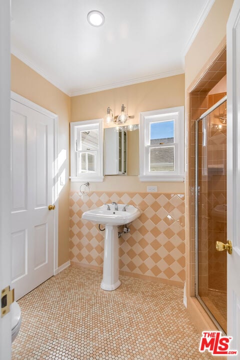 Building Photo - 4649 Sancola Ave