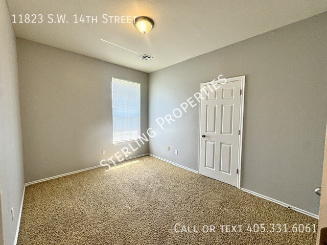 Building Photo - 11823 SW 14th St