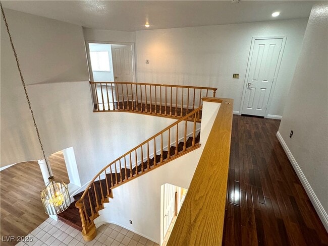 Building Photo - 7913 Waterfalls Ave