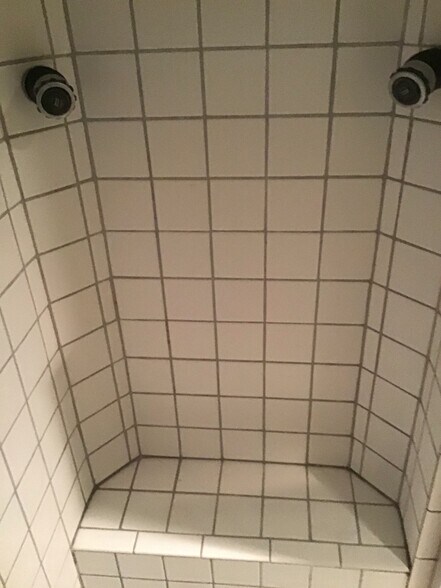 Bath Shower Interior - 1735 Park Rd NW