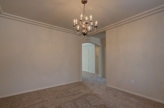 Building Photo - Beautiful clean home ready to move in on 08/05/2026 but not before!