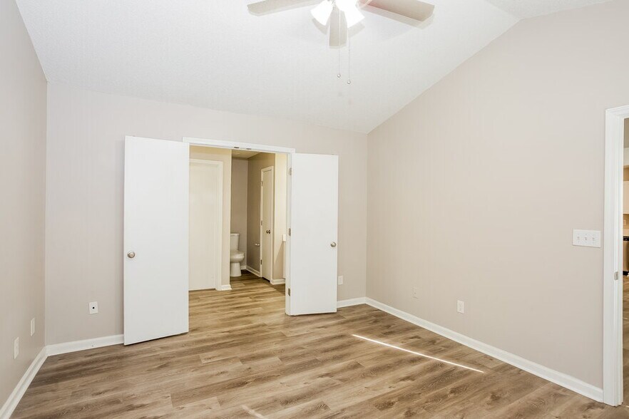 Building Photo - 10404 Milstead Ct