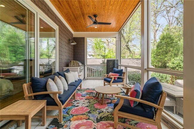 Building Photo - 1381 Wessyngton Rd NE