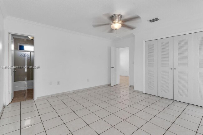 Building Photo - 1101 SW 17th Ave