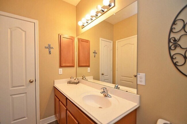 Building Photo - 24562 Carlton Springs Ln