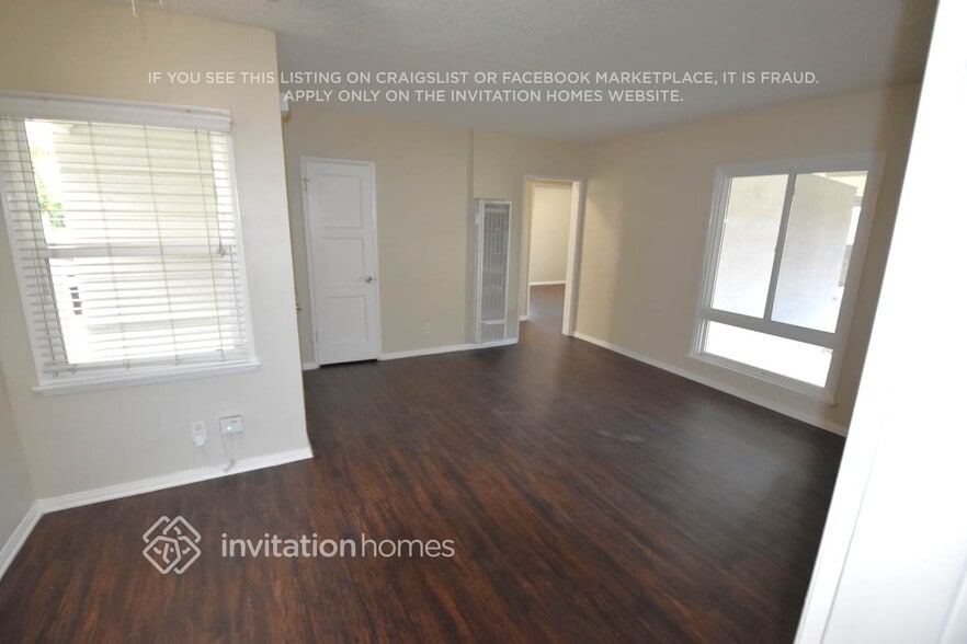 Building Photo - 6430 Silverette Dr