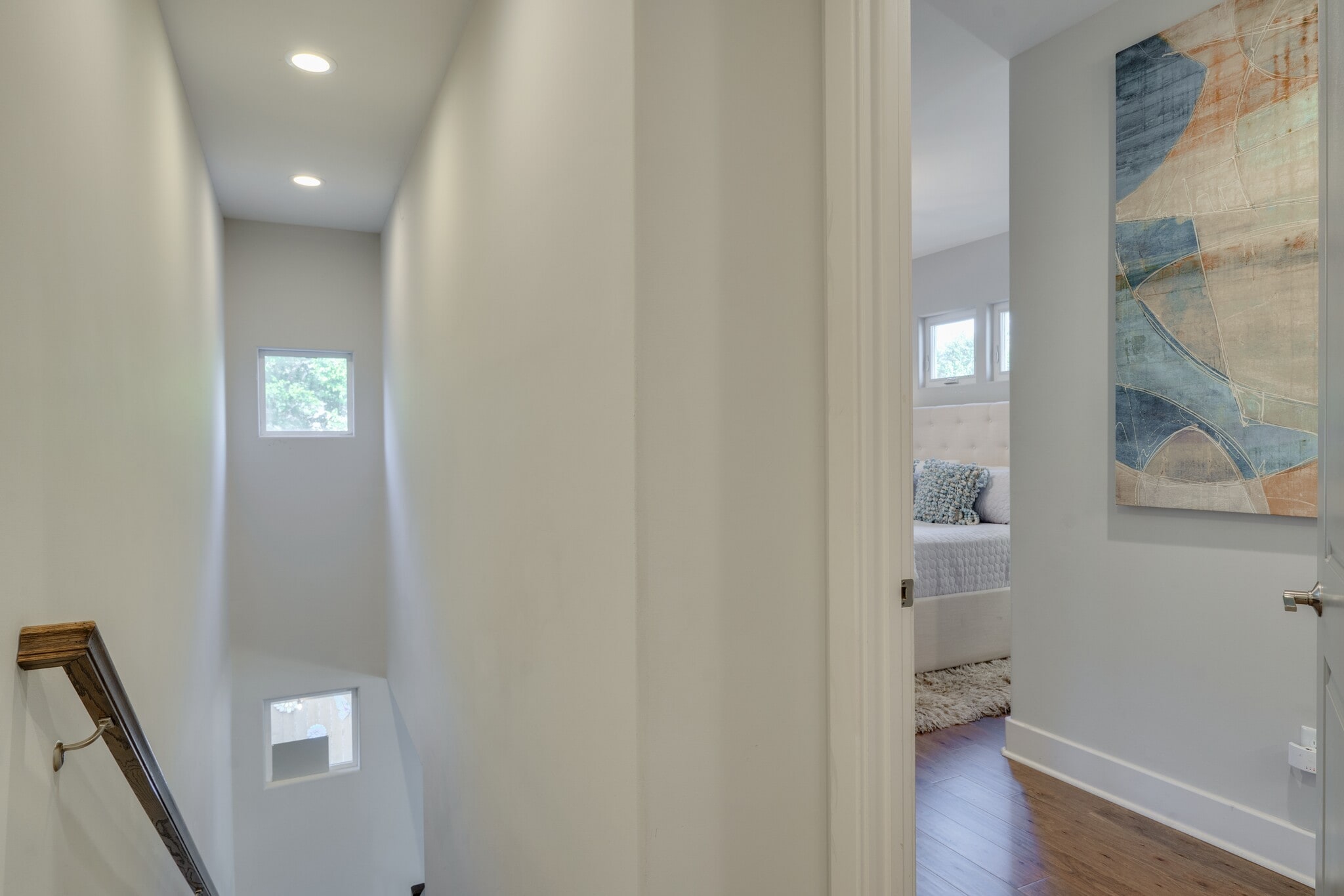 upstairs - 1922 14th Ave N
