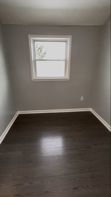 Building Photo - 821 Lannerton Rd