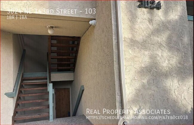 Building Photo - 3024 NE 143rd St