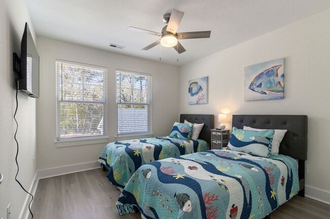 Building Photo - 110 B Jarvis Lndg Dr