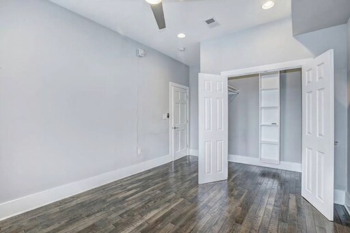 Building Photo - 1220 19th St NE