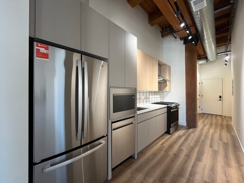 Building Photo - 151 W Ohio St