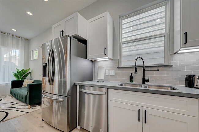 Building Photo - 2105 Sam Wilson St