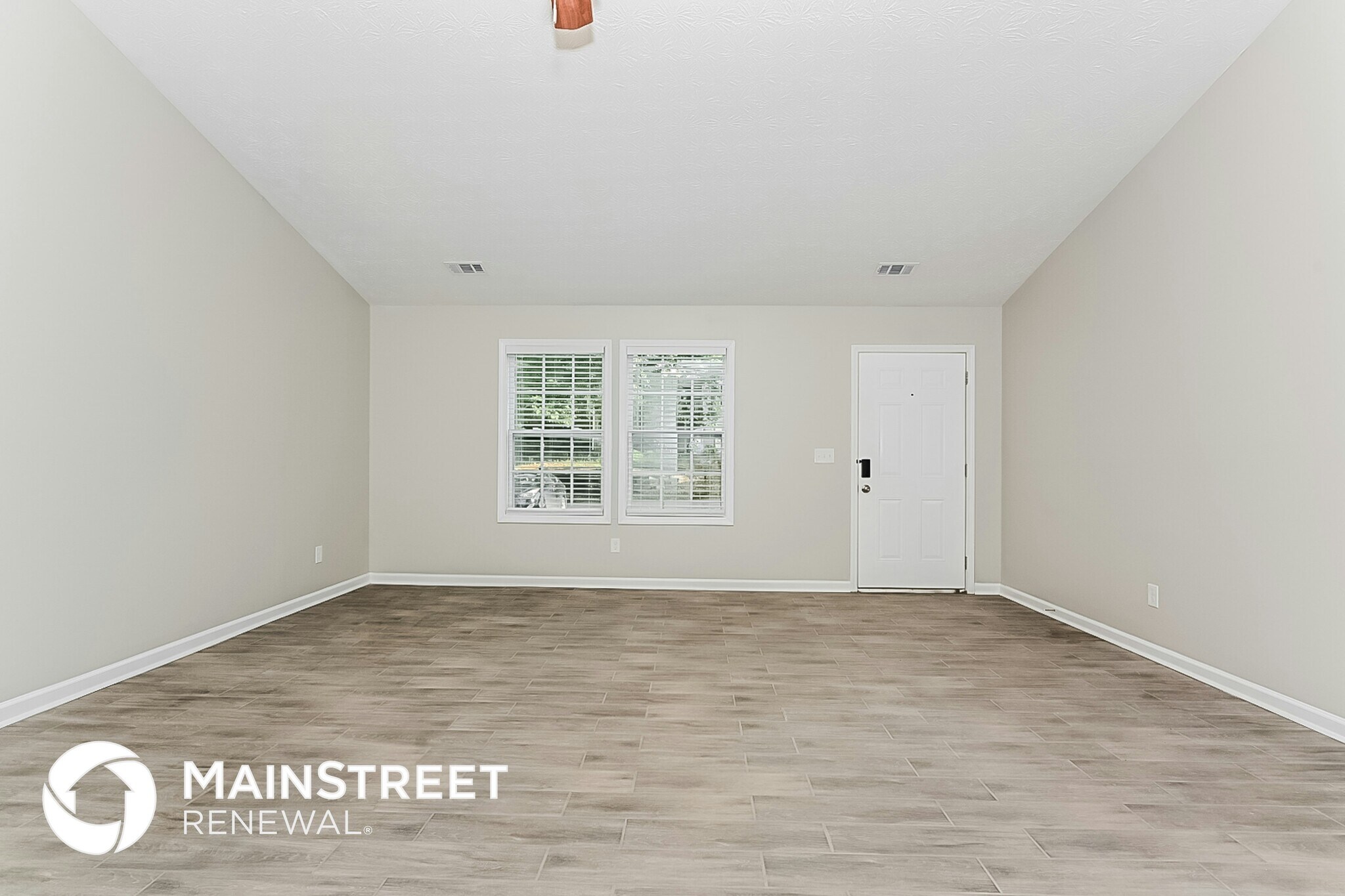 Building Photo - 5877 Homestead Cir