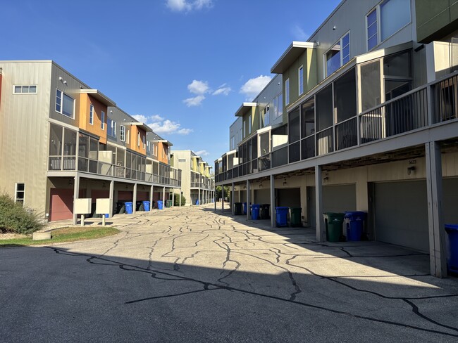 Building Photo - 5619 Brendan Ave