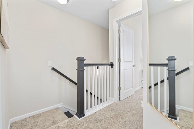 Building Photo - Fully Furnished Home in The Parks