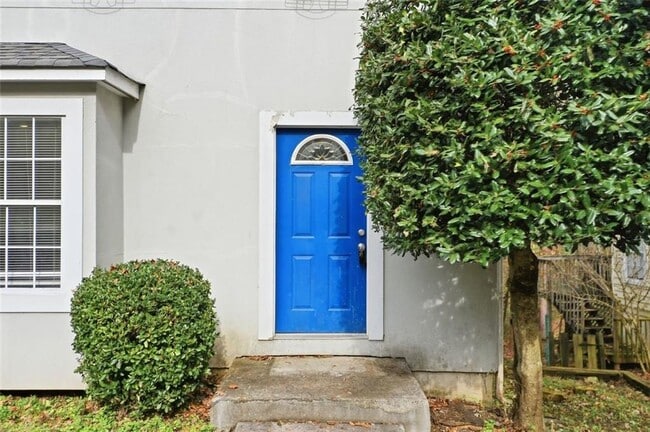 Building Photo - 1015 Plantation Way