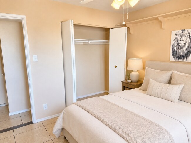 Building Photo - OPEN HOUSE -- 8-7-26   4:30 - 5:30PM; Remodeled 4Br-2Ba house Close to ASU Excellent condition, t...