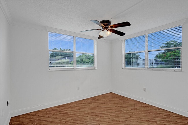 Building Photo - 9351 Lime Bay Blvd