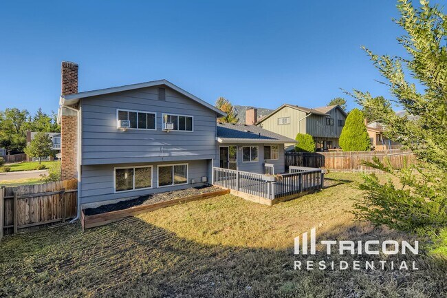 Building Photo - 3279 Breckenridge Dr W