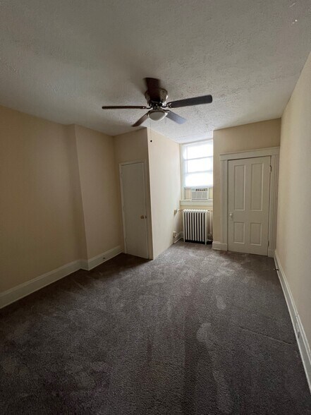 Bedroom 3 - 2210 Victor St