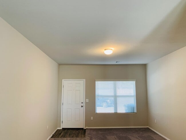 Building Photo - Newer Construction Home for Rent!