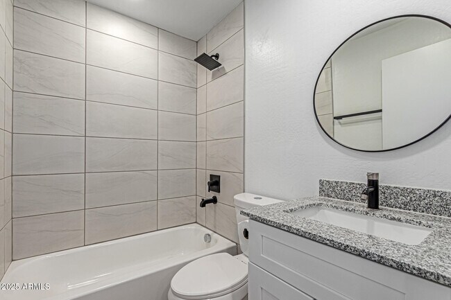 Building Photo - 1934 E Carver Dr