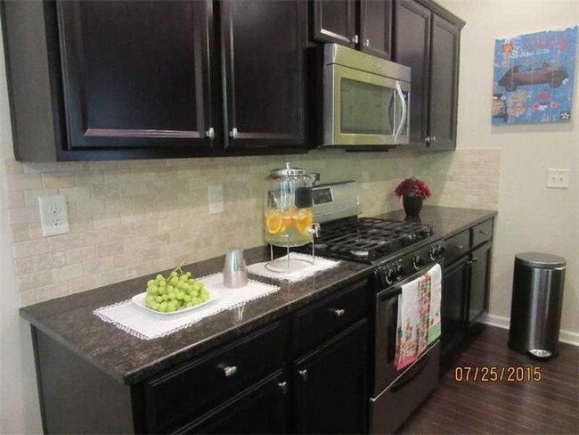 Building Photo - 6265 Crested Moss Dr