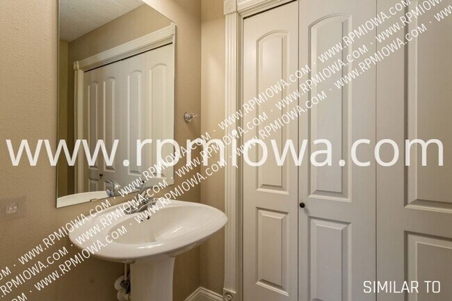 Building Photo - 3915 141st St.