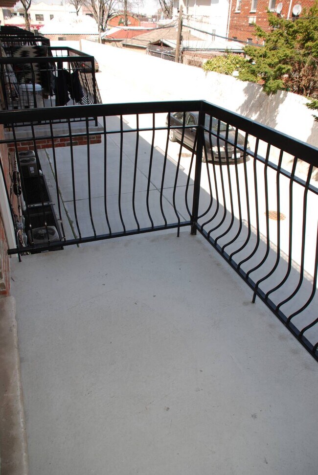 Building Photo - 1831 83rd St