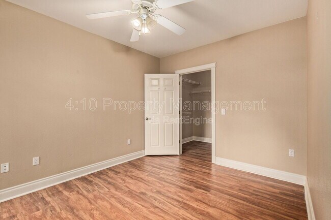 Building Photo - 15095 N Thompson Peak Pkwy