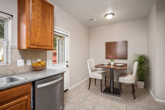 Building Photo - 29706 Parliament Hills Dr