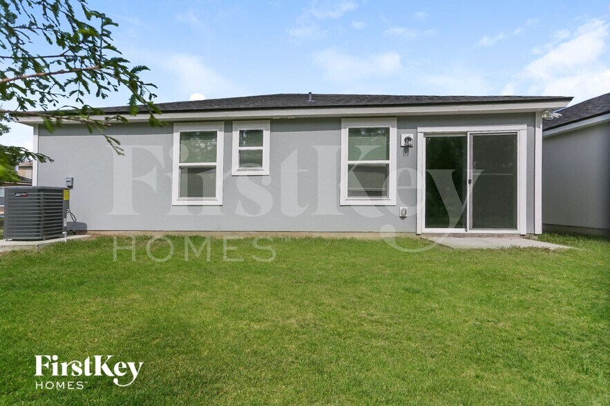 Building Photo - 11386 Margarets Landing Pl.