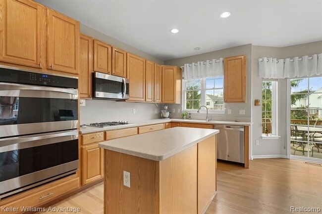 Building Photo - 29260 Weston Dr